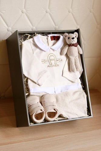 بوكس إكريلك ( اقنر Aigner )