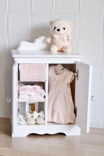 Girl's wardrobe