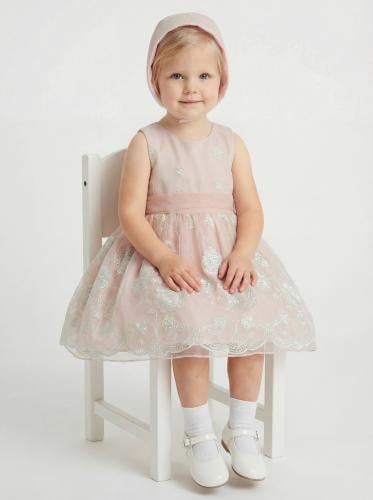 فستان إليورا الدانتيل مع قبعة