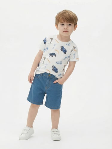 طقم أبطال المغامرات