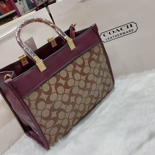 شنطه نسائي راقي تصميم كوتش