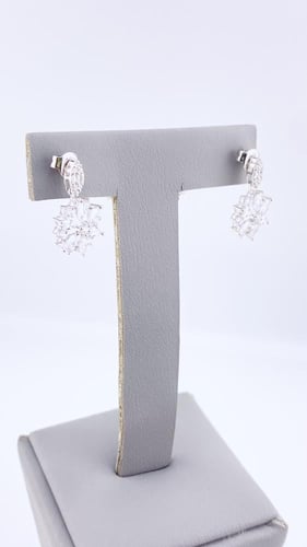 طقم ذهب عيار 18