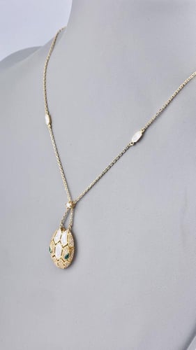 طقم ذهب عيار 18