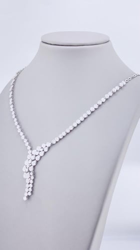 طقم ذهب عيار 18