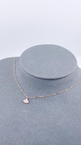 عقد ذهب عيار 21