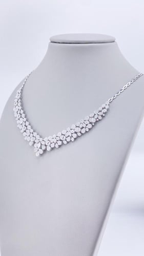 طقم ذهب عيار 18