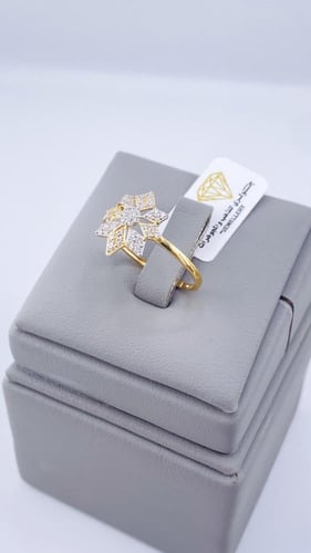 طقم ذهب عيار 18