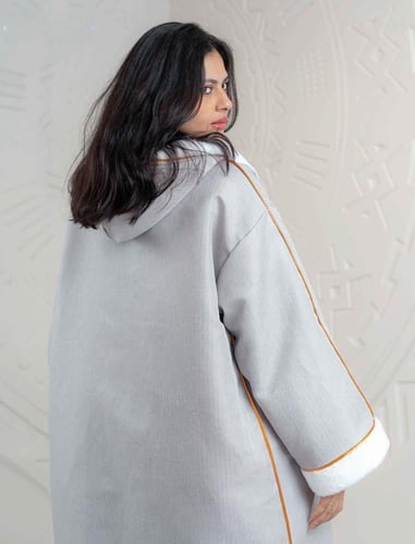 فروة شتوية نسائية رصاصي فاتح