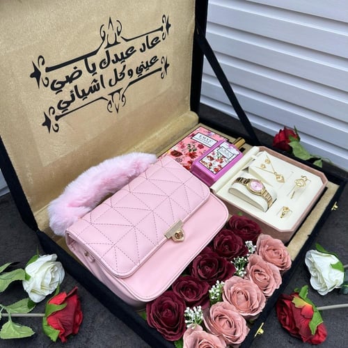 بوكس هدايا نسائي متميز – شنطة وعطر وساعة ومجوهرات...