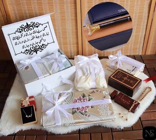 بوكس هدايا رمضانية نسائية فاخرة – طقم صلاة ومصحف و...