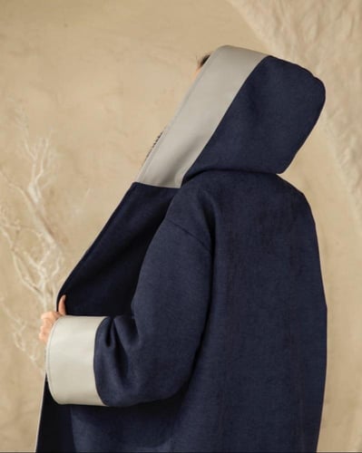 فروة شتوية نسائية جوخ - لون كحلي ملكي