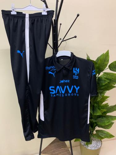 طقم الهلال الرياضي الأسود مع بنطلون طويل أنيق