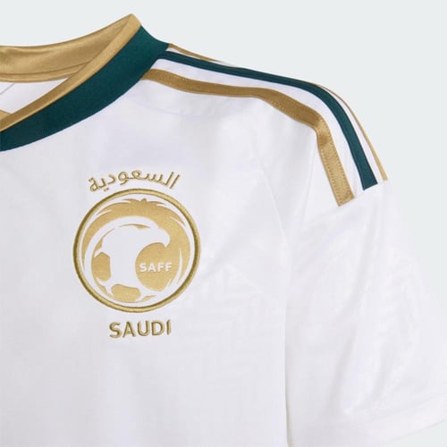 قميص منتخب السعودية 2026 بتصميم أنيق وعصري