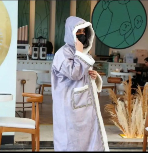 فروة شتوية نسائية فاخرة ببطانة فرو داخلية - أناقة...