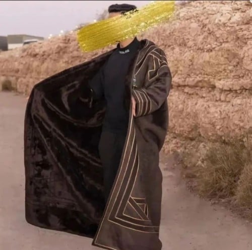 فروة رجالية شتوية فاخرة بتصميم عصري أنيق