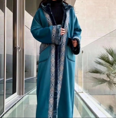 فروة شتوية نسائية فاخرة بتصميم خاص وألوان جذابة