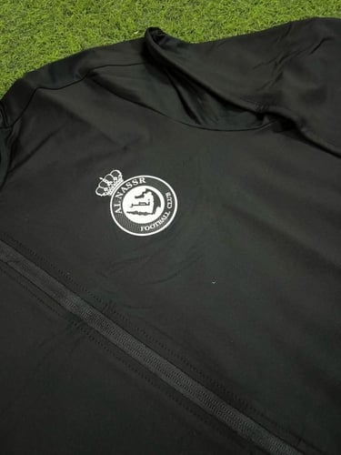 طقم نادي النصر جاكيت مع سروال طويل الجديد 2025