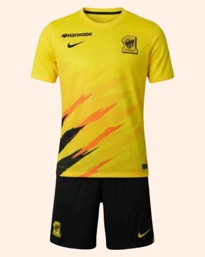 طقم فليم نادي الاتحاد 2026 بتصميم اللهب الديناميكي