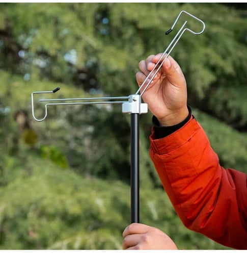 عمود إضاءة مزدوج الرأس قابل للسحب