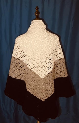 موديل شال مثلث 2