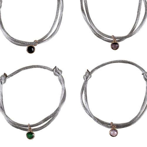 اسوارة خيط ساتان باللون الفضي الرصاصي مع كرستالات...