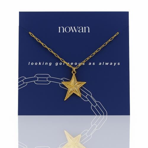 عقد مع تعليقة النجمة الغير متماثلة