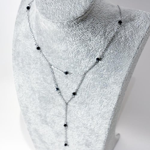 كولكشن موج | عقد مع خرزات زجاجية صغيرة