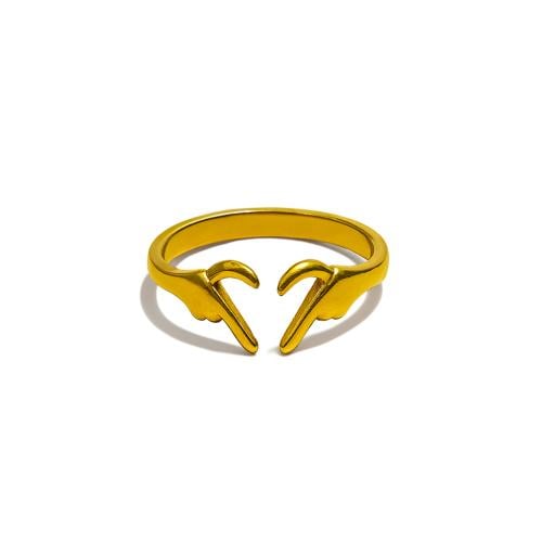 خاتم القلب باليد | Heart in hand ring