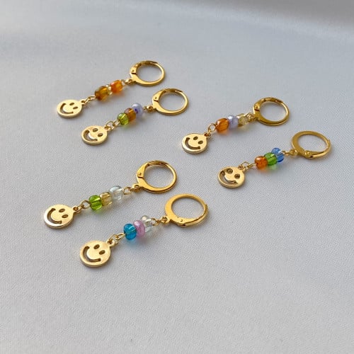 سمايلي كولكشن | حلق ذهبي ضد الصدأ مع خرز ملون | Sm...