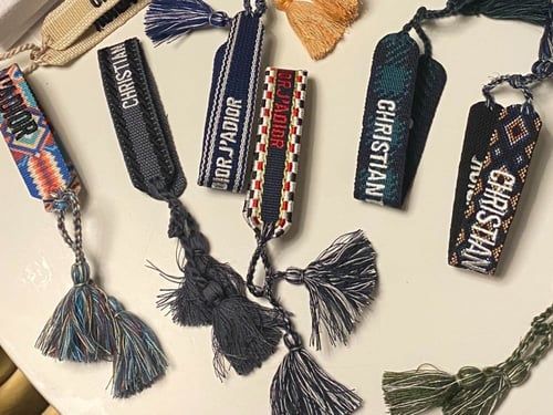 اسواره ديور