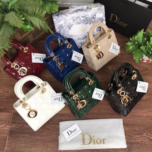 شنطه ديور مع بوكس