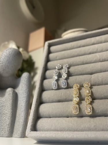 حلق فضي وذهبي