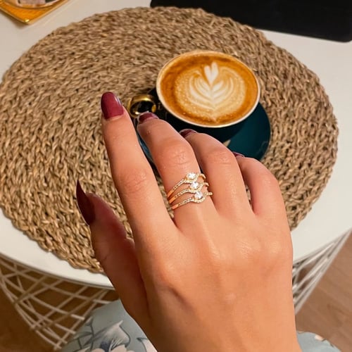 خاتم فضي وذهبي