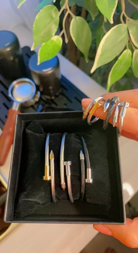 اسواره مع خاتم رجالي نسائي