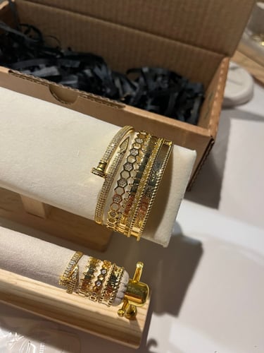 مجموعه اساور وخواتم مقفل فري سايز