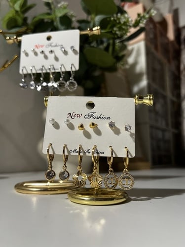 حلق فضي وذهبي