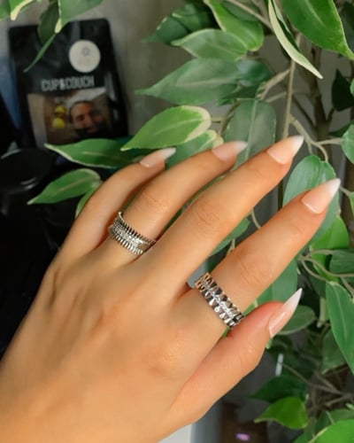 مجموعه اساور وخواتم فضي اوذهبي فري سايز