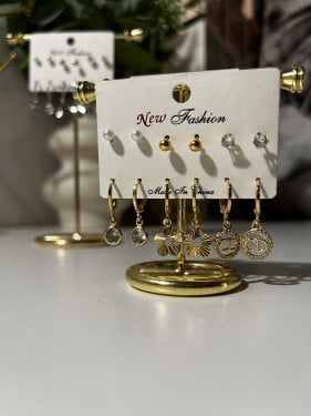 حلق فضي وذهبي