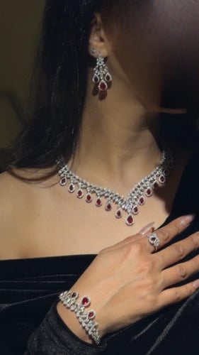 طقم تقليد الماس