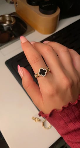 خاتم اخضر احمر اسود