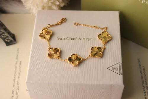 فان كليف اسواره ذهبي