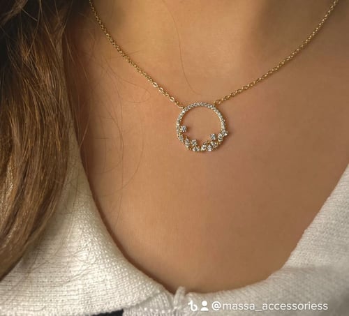 سلسال فضي او ذهبي