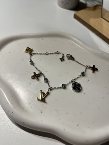 اسواره لويس فيتون ماستر