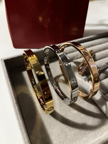 اسواره كاريتر ماستر هاي كواليي كرستال