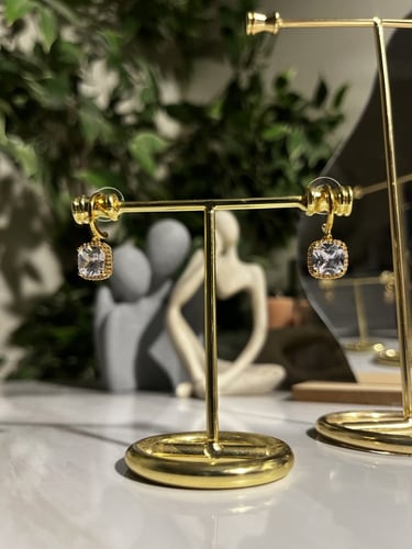 حلق فضي وذهبي