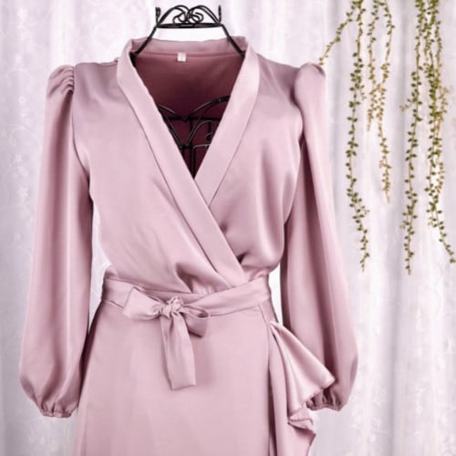 فستان نسائي ساتان ناعم بتصميم اللف وأكمام طويلة ،...