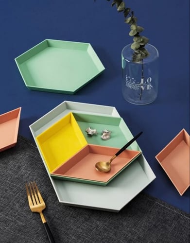 صينية تقديم ملونة ب 4 قطع