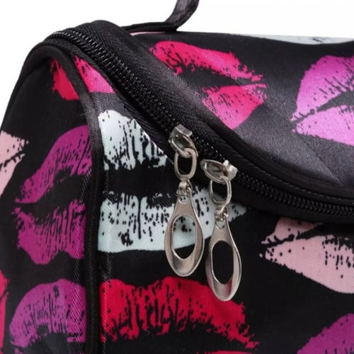 شنطة مكياج بتصميم مرح ، لون أسود