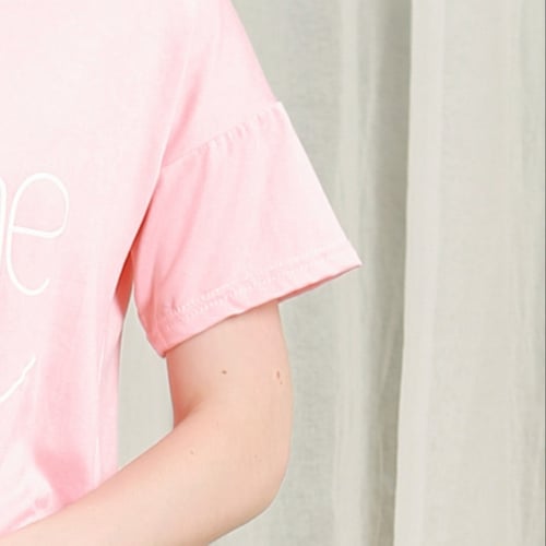 طقم بيجامة نسائية بتصميم لطيف ، لون وردي