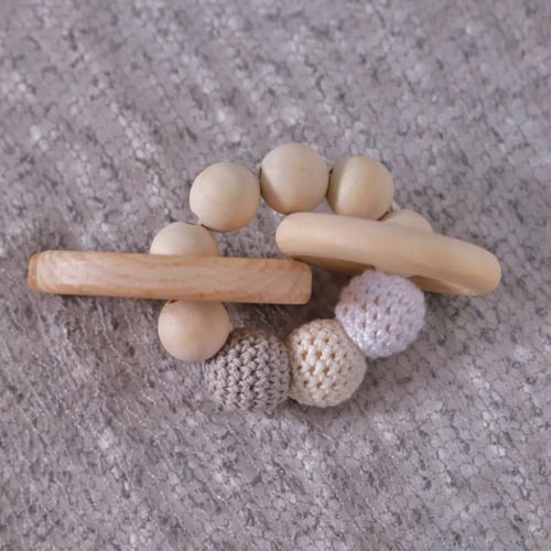 حقيبة إلينا